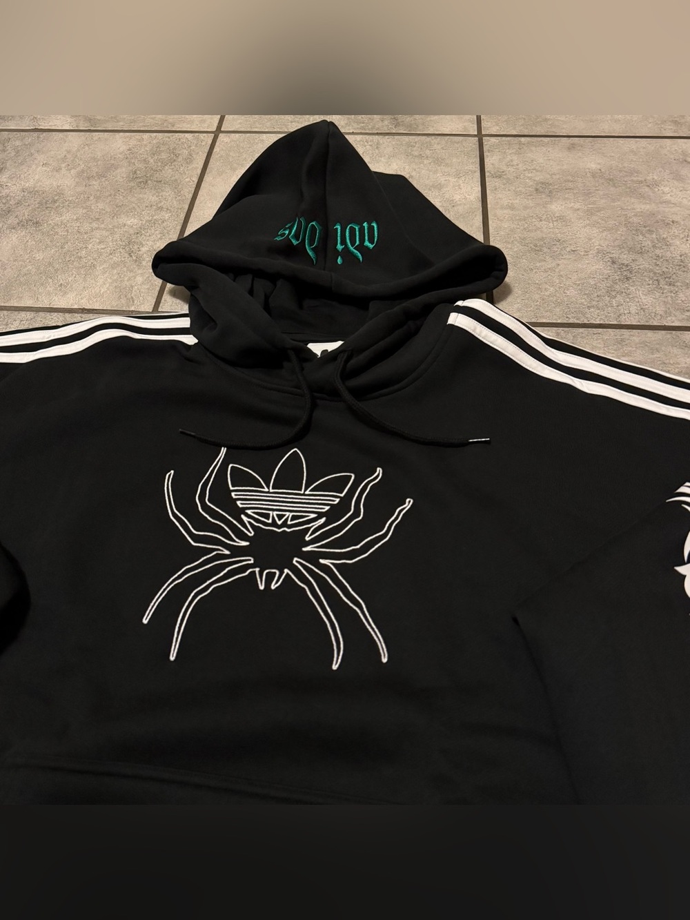Adidas Originals Spiders Loose Hoodie Mens Size Large NWT - Picture 3 of 9